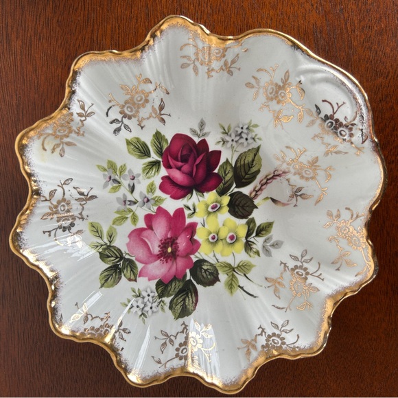 Two Vintage Old Foley James Kent Ltd. Shell/Clam Shaped Trinket Bon Bon Dishes - Picture 5 of 11